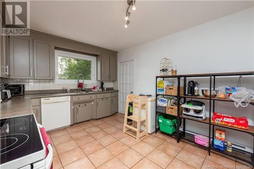 55 Poirier, Moncton, NB - Indoor Photo Showing Kitchen