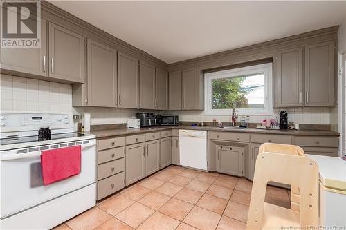 55 Poirier, Moncton, NB - Indoor Photo Showing Kitchen