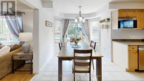 9 Dunnville Road, Georgina, ON - Indoor Photo Showing Dining Room