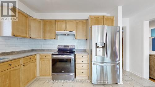 9 Dunnville Road, Georgina, ON - Indoor Photo Showing Kitchen