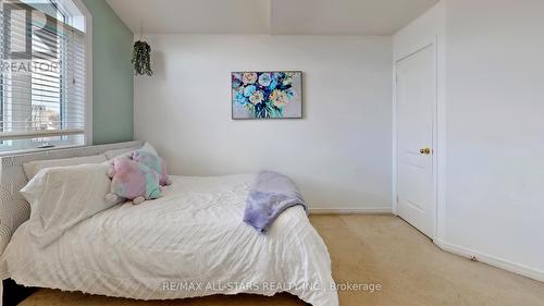 9 Dunnville Road, Georgina, ON - Indoor Photo Showing Bedroom