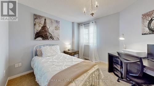 9 Dunnville Road, Georgina, ON - Indoor Photo Showing Bedroom