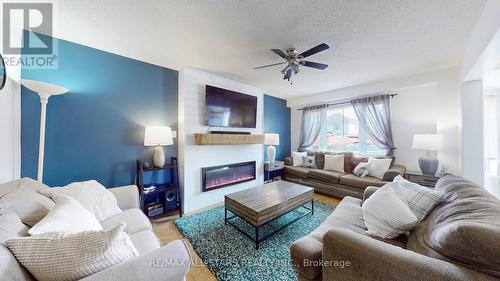 9 Dunnville Road, Georgina, ON - Indoor Photo Showing Living Room With Fireplace