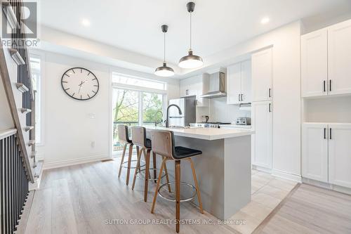 6 Church Street E, Halton Hills, ON - Indoor Photo Showing Kitchen With Upgraded Kitchen