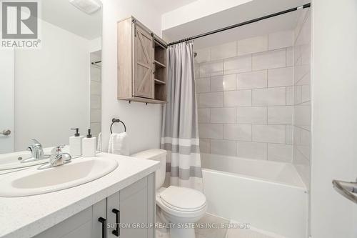 6 Church Street E, Halton Hills, ON - Indoor Photo Showing Bathroom