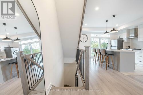 6 Church Street E, Halton Hills, ON - Indoor Photo Showing Kitchen With Upgraded Kitchen