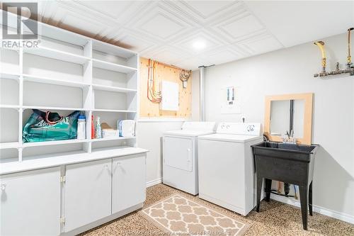 280 Simcoe Unit# Upper, Amherstburg, ON - Indoor Photo Showing Laundry Room