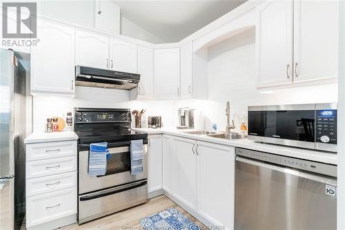 280 Simcoe Unit# Upper, Amherstburg, ON - Indoor Photo Showing Kitchen With Double Sink