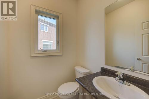 154 Attwater Drive, Cambridge, ON - Indoor Photo Showing Bathroom