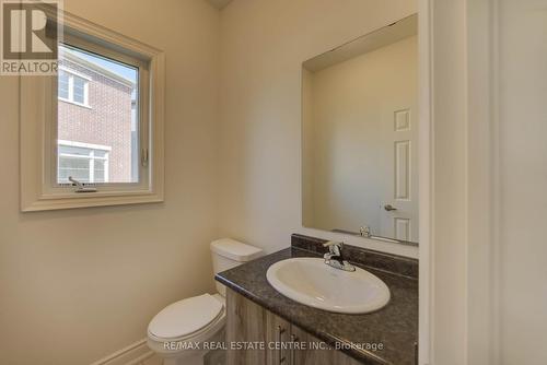 154 Attwater Drive, Cambridge, ON - Indoor Photo Showing Bathroom