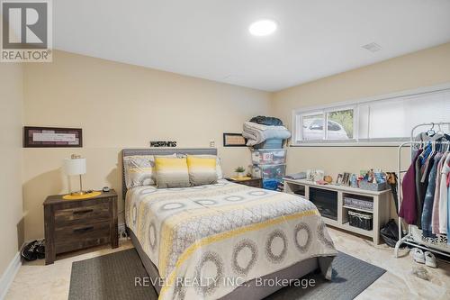 161 Ridge Road S, Fort Erie, ON - Indoor Photo Showing Bedroom