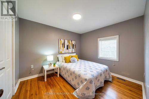 63 Rodman Street, St. Catharines, ON - Indoor Photo Showing Bedroom