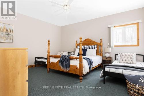 200 Edgemere Road E, Huntsville, ON - Indoor Photo Showing Bedroom