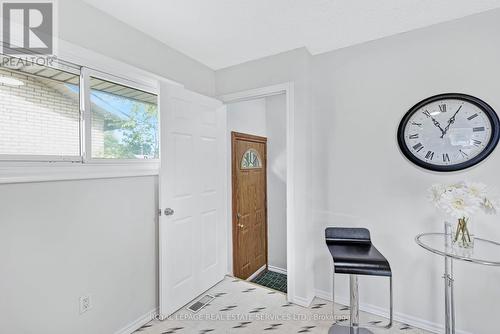 47 Endfield Avenue, Hamilton, ON - Indoor Photo Showing Other Room