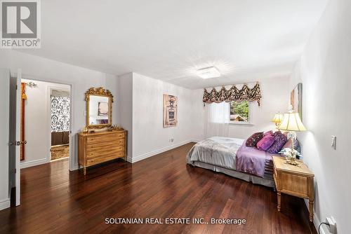 32 Larabee Crescent, Toronto, ON - Indoor Photo Showing Bedroom