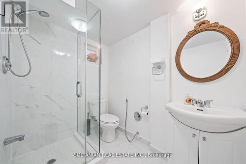 32 Larabee Crescent, Toronto, ON - Indoor Photo Showing Bathroom