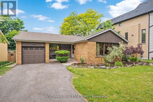 32 Larabee Crescent, Toronto, ON - Outdoor