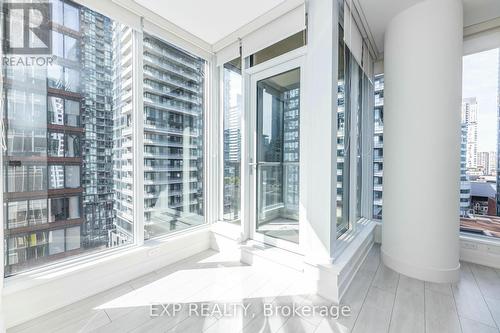 1112 - 35 Mercer Street, Toronto, ON - Outdoor