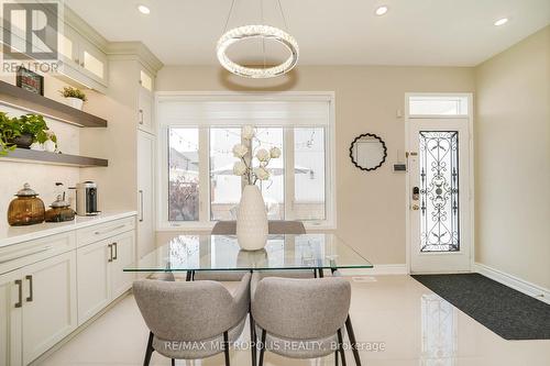 5 Oakmoor Lane, Markham, ON - Indoor Photo Showing Dining Room