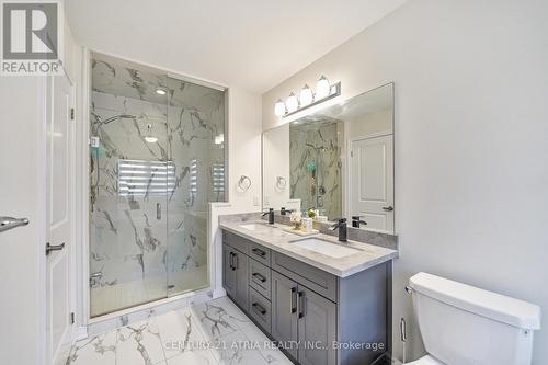 12 Twinflower Lane, Richmond Hill, ON - Indoor Photo Showing Bathroom