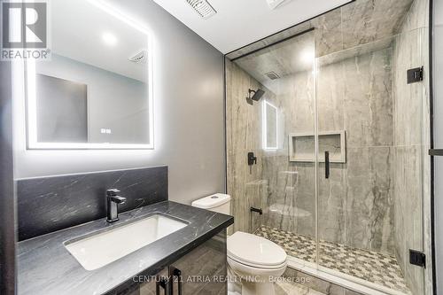 12 Twinflower Lane, Richmond Hill, ON - Indoor Photo Showing Bathroom