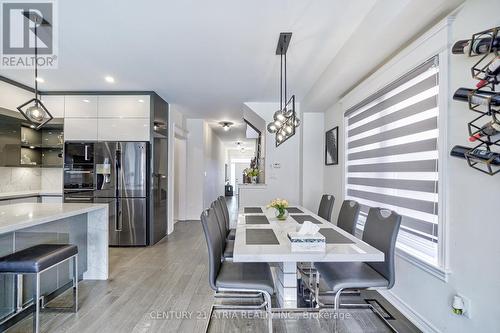 12 Twinflower Lane, Richmond Hill, ON - Indoor Photo Showing Dining Room