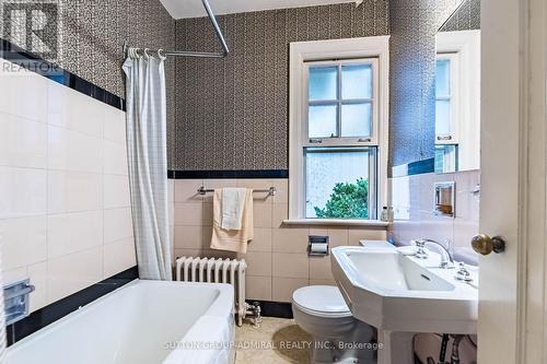 987 Royal York Road, Toronto, ON - Indoor Photo Showing Bathroom