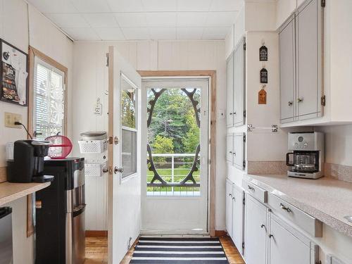 Kitchen - 60 Rue Asselin, Sainte-Mélanie, QC - Indoor Photo Showing Kitchen