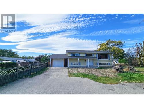 850 Kiniski Road, Kelowna, BC - Outdoor