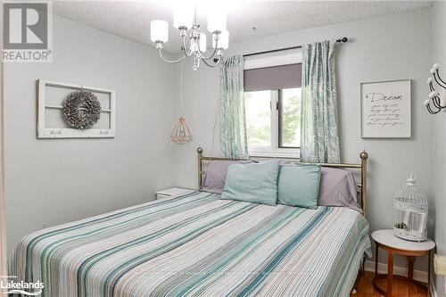 1005 Road 3300, Gravenhurst (Muskoka (S)), ON - Indoor Photo Showing Bedroom