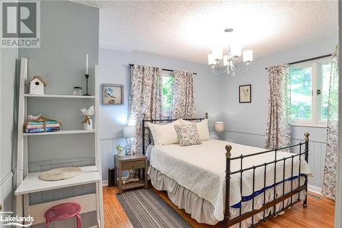 1005 Road 3300, Gravenhurst, ON - Indoor Photo Showing Bedroom