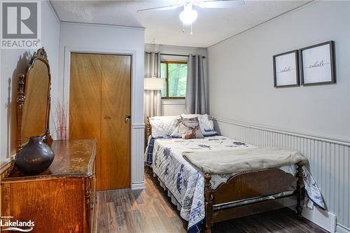 1005 Road 3300, Gravenhurst, ON - Indoor Photo Showing Bedroom