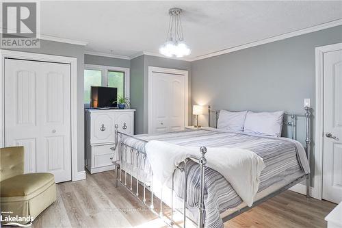 1005 Road 3300, Gravenhurst (Muskoka (S)), ON - Indoor Photo Showing Bedroom