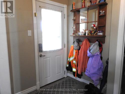 584150 Beachville Road, South-West Oxford, ON - Indoor Photo Showing Other Room