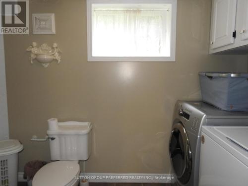 584150 Beachville Road, South-West Oxford, ON - Indoor Photo Showing Laundry Room