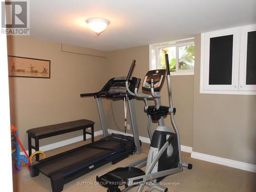 584150 Beachville Road, South-West Oxford, ON - Indoor Photo Showing Gym Room