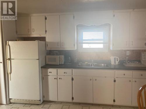 05-01 Little Port Harmon Road, Stephenville, NL - Indoor Photo Showing Kitchen