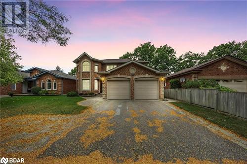 356 W Livingstone Street, Barrie, ON - Outdoor