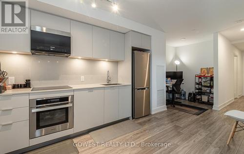 1126 - 9 Clegg Road, Markham, ON - Indoor Photo Showing Kitchen