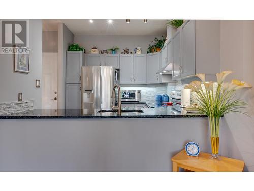 3805 30 Avenue Unit# 409, Vernon, BC - Indoor Photo Showing Kitchen