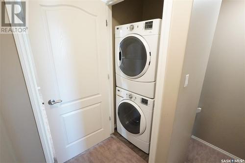 4562 Harbour Landing Drive, Regina, SK - Indoor Photo Showing Laundry Room