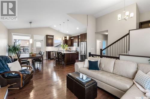 1138 Paton Lane, Saskatoon, SK - Indoor Photo Showing Living Room