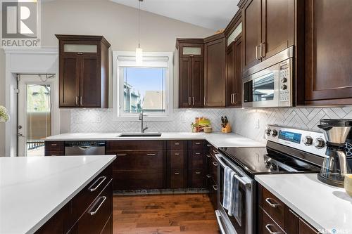 1138 Paton Lane, Saskatoon, SK - Indoor Photo Showing Kitchen With Upgraded Kitchen