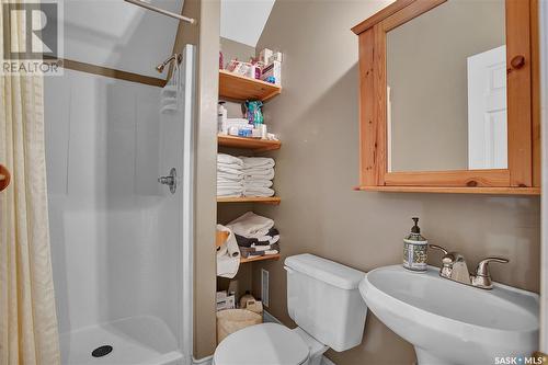 9023 6Th Street, Rosthern, SK - Indoor Photo Showing Bathroom