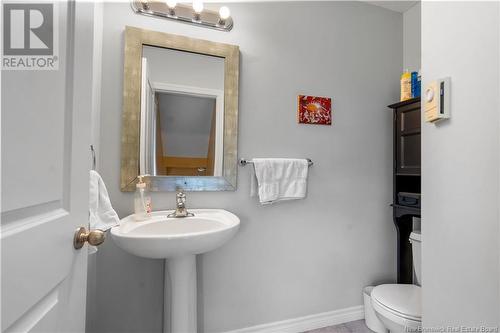 39 Sunshine Drive, Moncton, NB - Indoor Photo Showing Bathroom