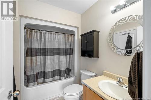 39 Sunshine Drive, Moncton, NB - Indoor Photo Showing Bathroom