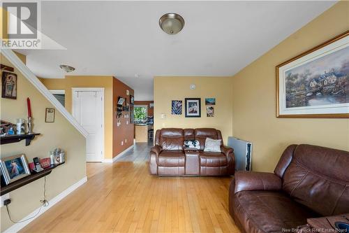 39 Sunshine Drive, Moncton, NB - Indoor Photo Showing Living Room