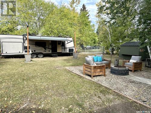 329 7Th Avenue W, Nipawin, SK - Outdoor