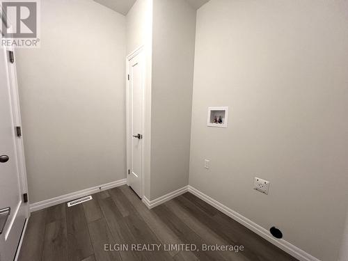 40 Dunning Way, St. Thomas, ON - Indoor Photo Showing Other Room