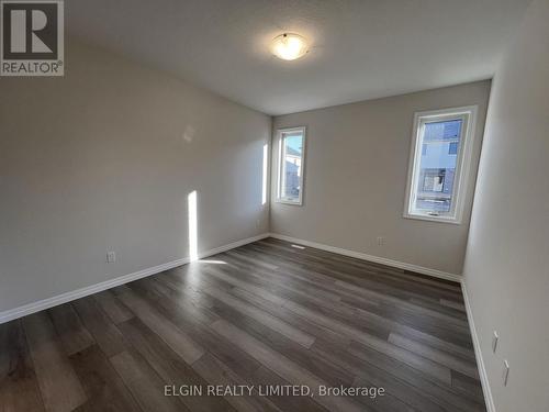 40 Dunning Way, St. Thomas, ON - Indoor Photo Showing Other Room